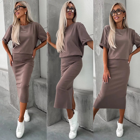 Damen lässiges Zweiteiler-Set aus Feinstrick mit oversized Shirt und Midi-Bleistiftrock mit Seitenschlitz Shop Nory