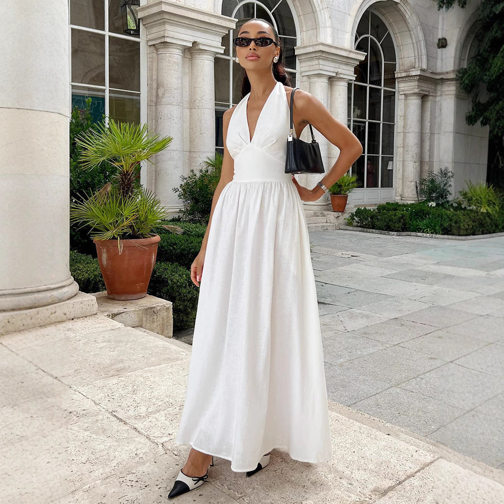 Damen Maxikleid mit tieferem V-Ausschnitt und fließendem Rock