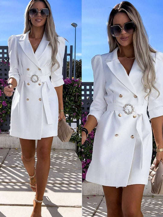 Damen Blazer Kleid mit tailliertem Schnitt und glamourösem Knopfdetail