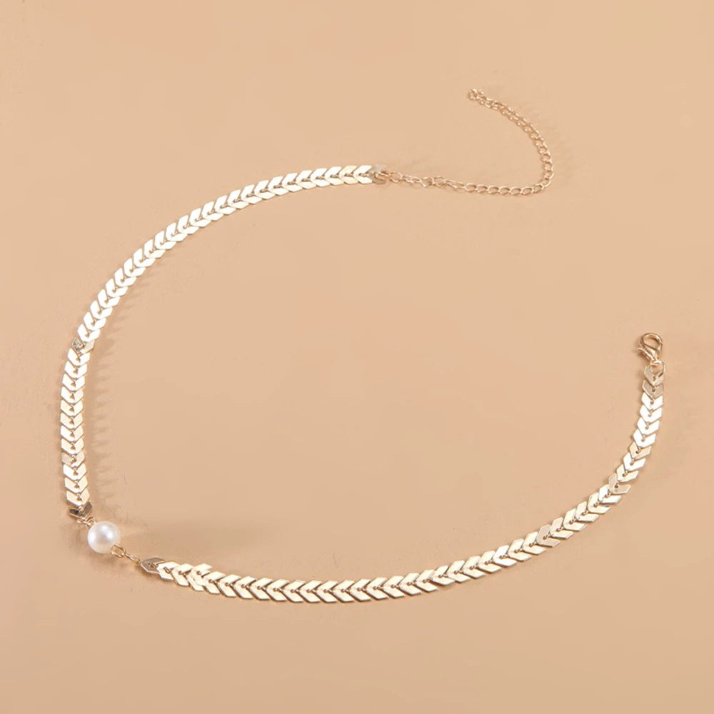 Damen elegante Halskette mit Blätterdesign und Perle Shop Nory