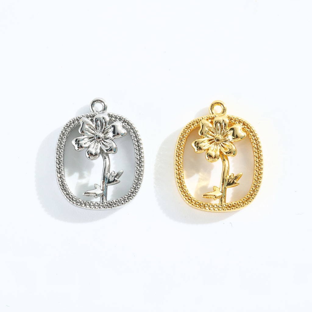 Schmuckanhänger mit floralem Design Shop Nory