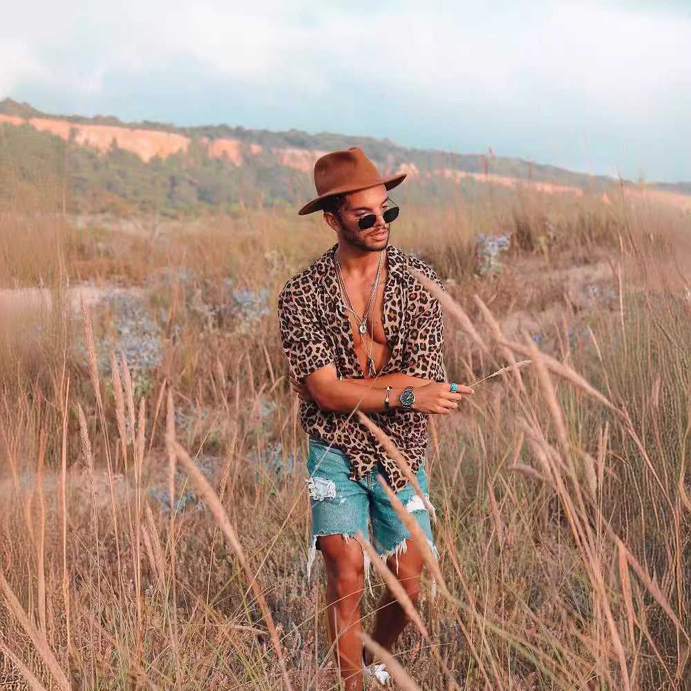 Herren Kurzarm-Hemd mit modernem Leopardenmuster und lässigem Schnitt