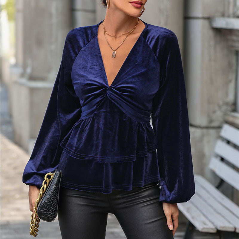 Damen Samtbluse mit tiefem V-Ausschnitt, Twist-Detail und zweistufigem Volant Shop Nory