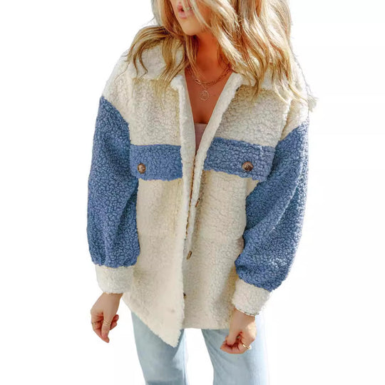 Damen nan oversized Teddy-Hemdjacke mit Kontraststreifen, aufgesetzten Brusttaschen und sichtbarer Knopfleiste Shop Nory