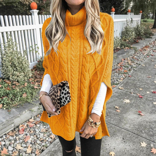 Damen Strickponcho mit hohem Kragen und aufwendigem Zopfmuster