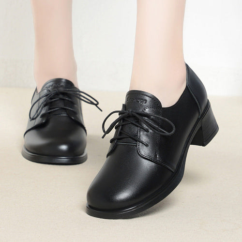 Damen Elegante und bequeme Schnürschuhe mit Blockabsatz