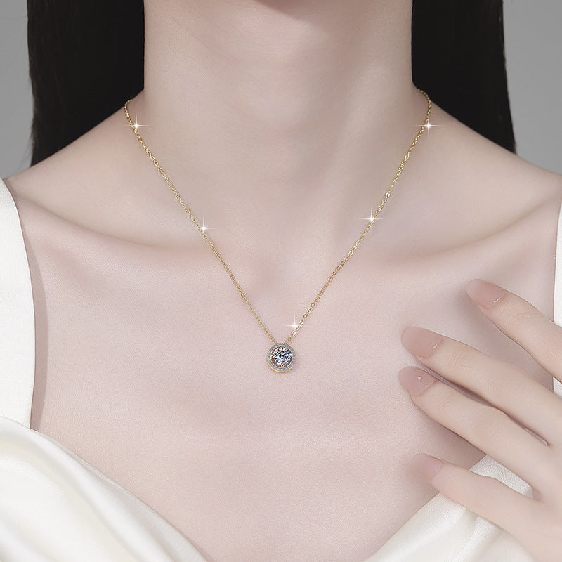 Damen Halskette mit funkelndem Zirkonia-Anhänger und hochwertiger Veredelung Shop Nory