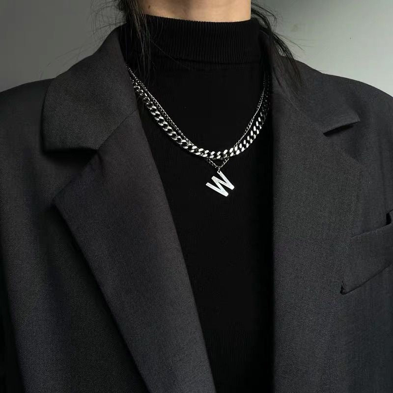 Damen Halskette mit modischem Buchstabenanhänger und eleganten Gliederketten Shop Nory