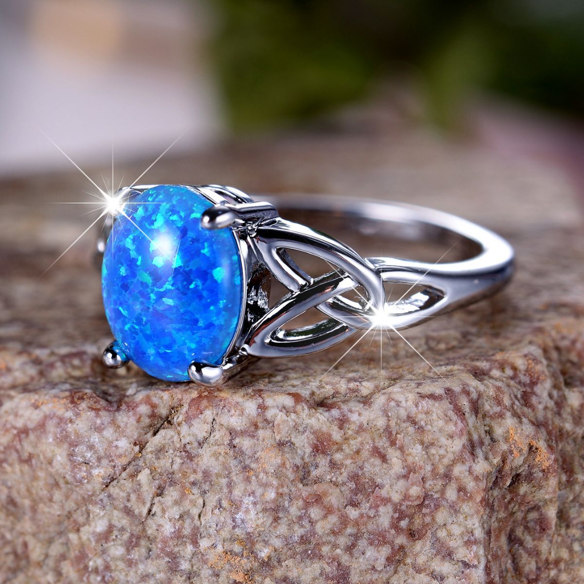 Damen Ring mit schimmerndem Opal und eleganter Zirkonia-Fassung Shop Nory