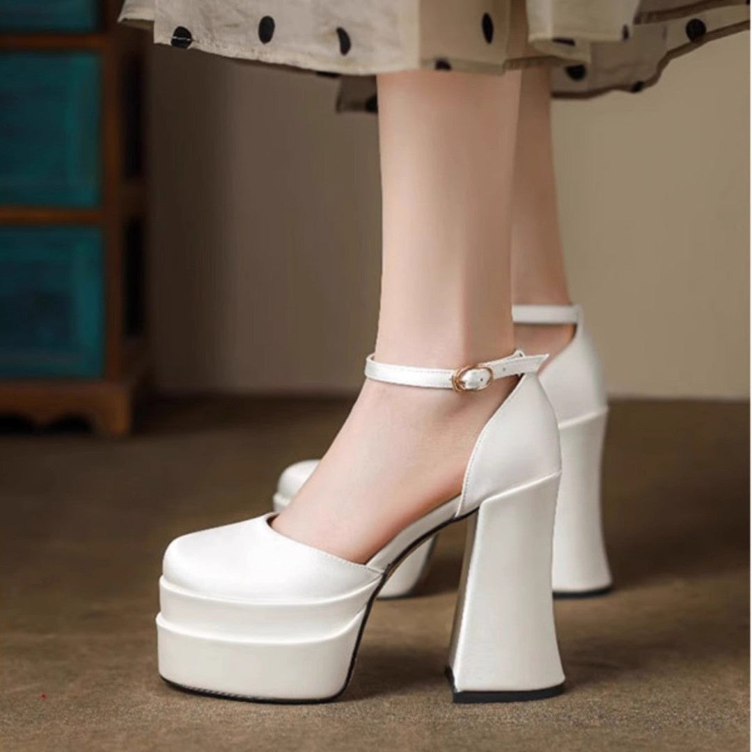 Damen Plateau-High-Heels mit schickem Riemen