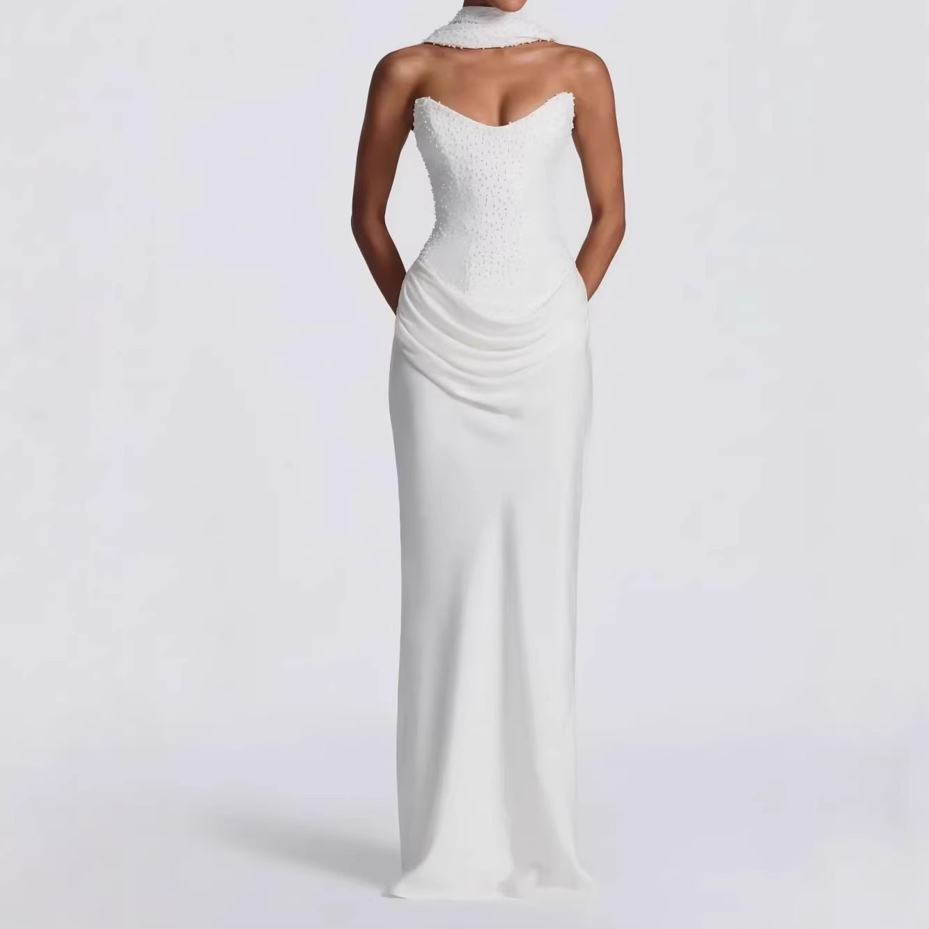 Damen Elegantes trägerloses Hochzeitskleid mit fließendem Rock Shopnory