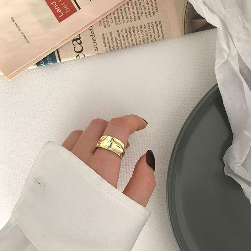 Damen eleganter und moderner Ring aus hochwertigem Edelstahl Shop Nory