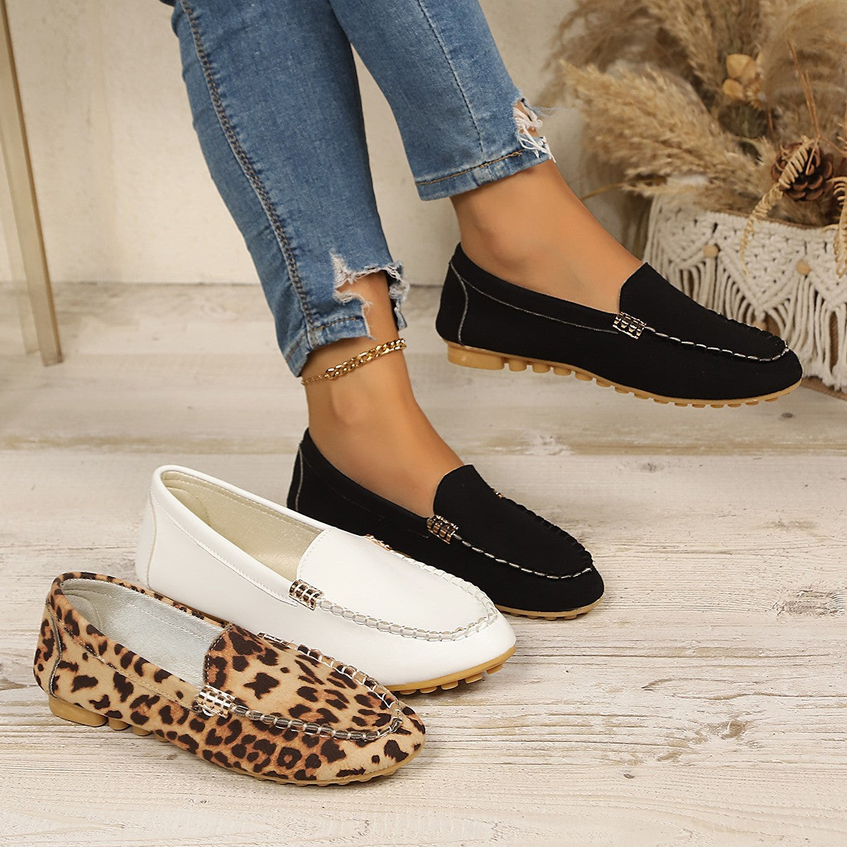 Damen Mokassins mit stilvollem dekorativem Design