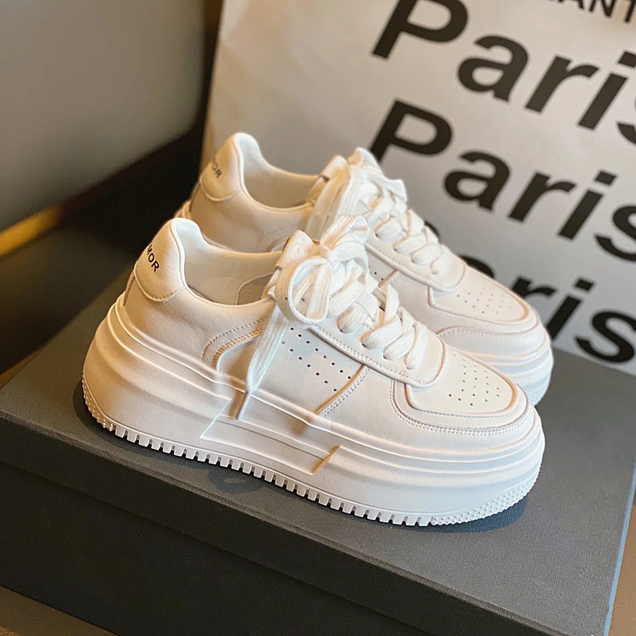 Damen Plateau Sneaker mit eleganter Profilsohle und dämpfender Innensohle