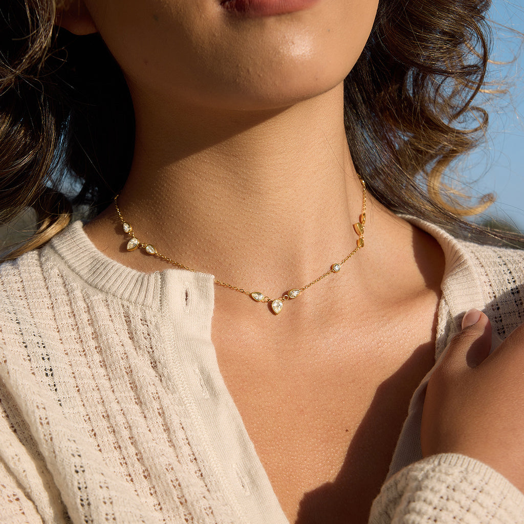 Damen Halskette mit funkelnden Zirkonia und verstellbarem Design Shop Nory