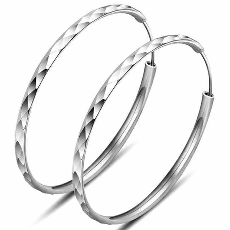 Damen Ohrhänger mit elegantem, geschwärztem Design und funkelndem Finish Shop Nory