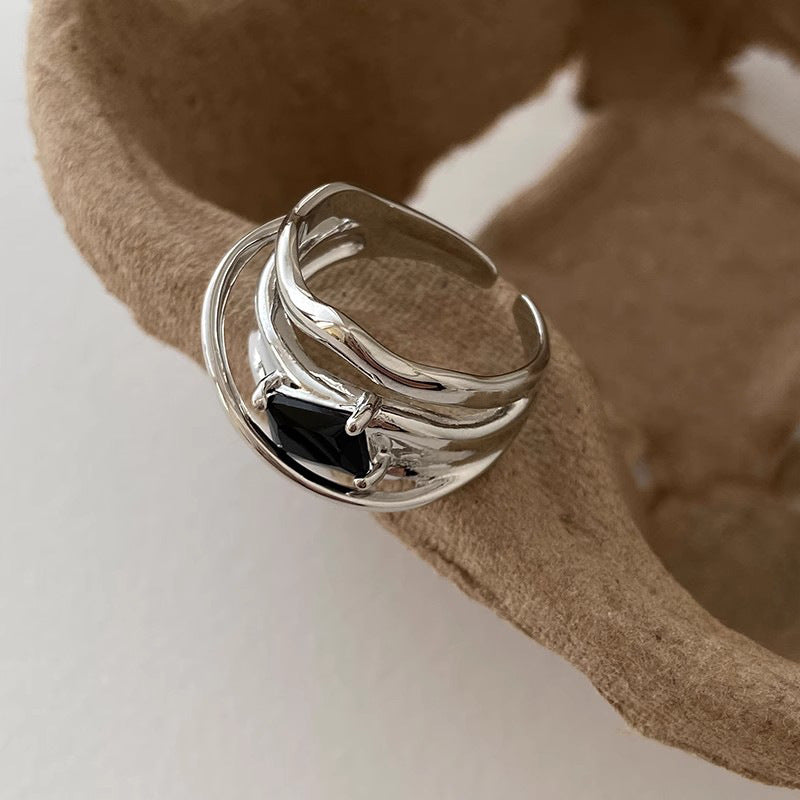 Damen Offener Ring mit geschwungenem Design und glänzender Oberfläche Shop Nory