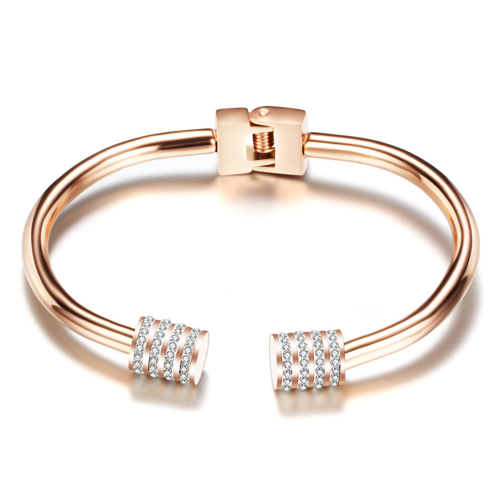 Damen Armreif mit funkelnden Zirkonia und elegantem Design Shop Nory