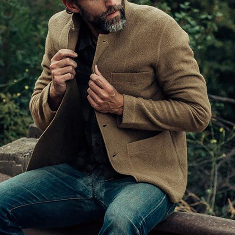 Herren lässige Strickjacke mit aufgesetzten Taschen und modernem Schnitt