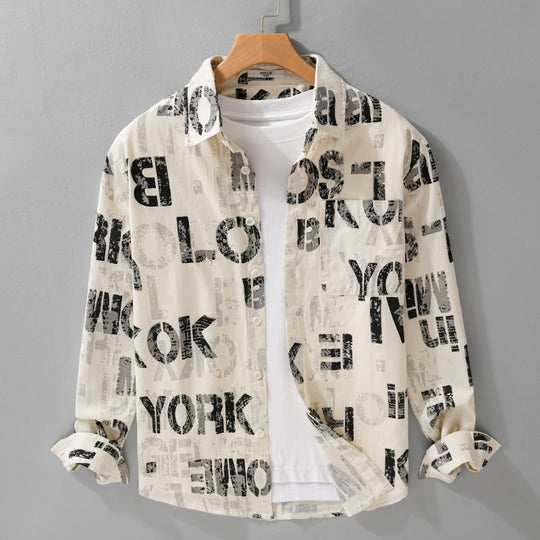Herren Bedrucktes Leichtes Langarm-Hemd im Relaxed-Fit mit Typo-Print und Brusttasche Shop Nory