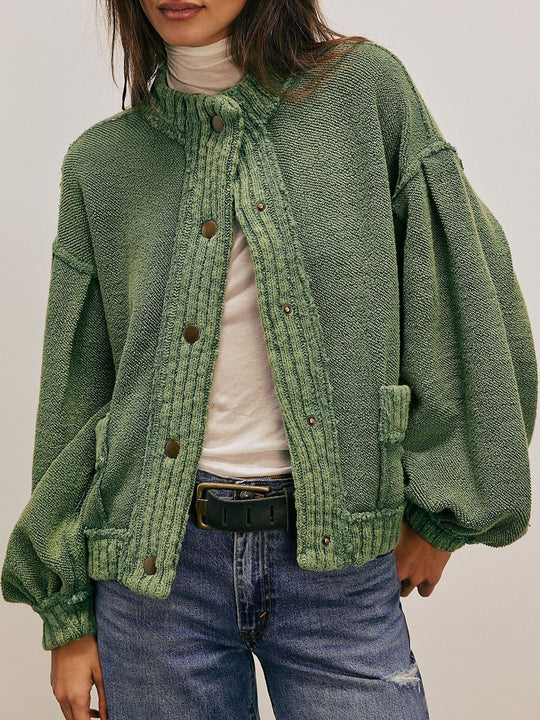 Damen Modische Strickjacke mit Knopfdetails