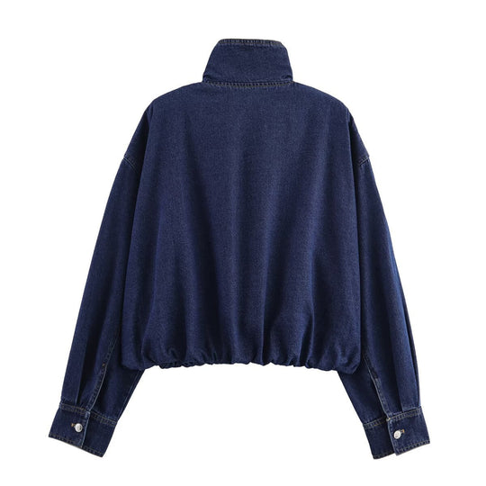 Damen modische Denimjacke mit hohem Kragen und seitlichen Taschen