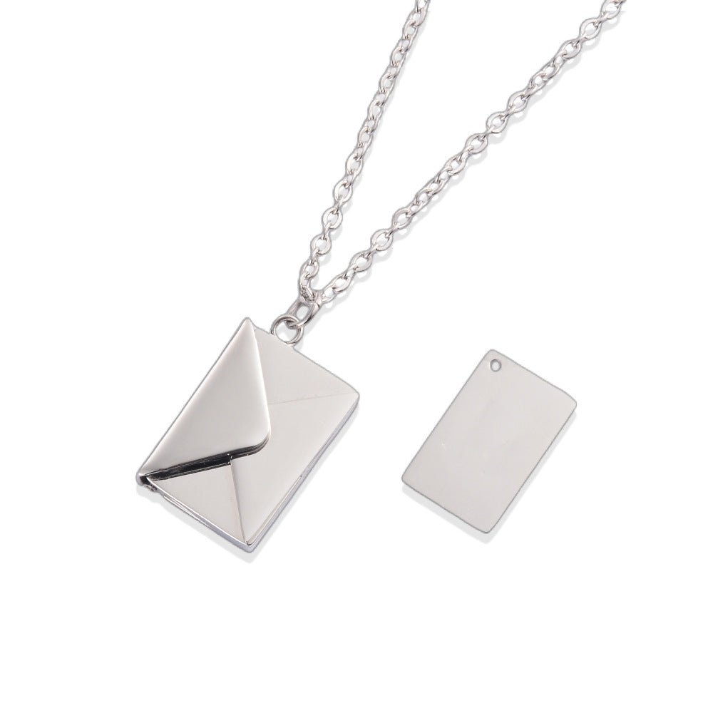 Damen Halskette mit Briefumschlag und Gravurschild Shop Nory