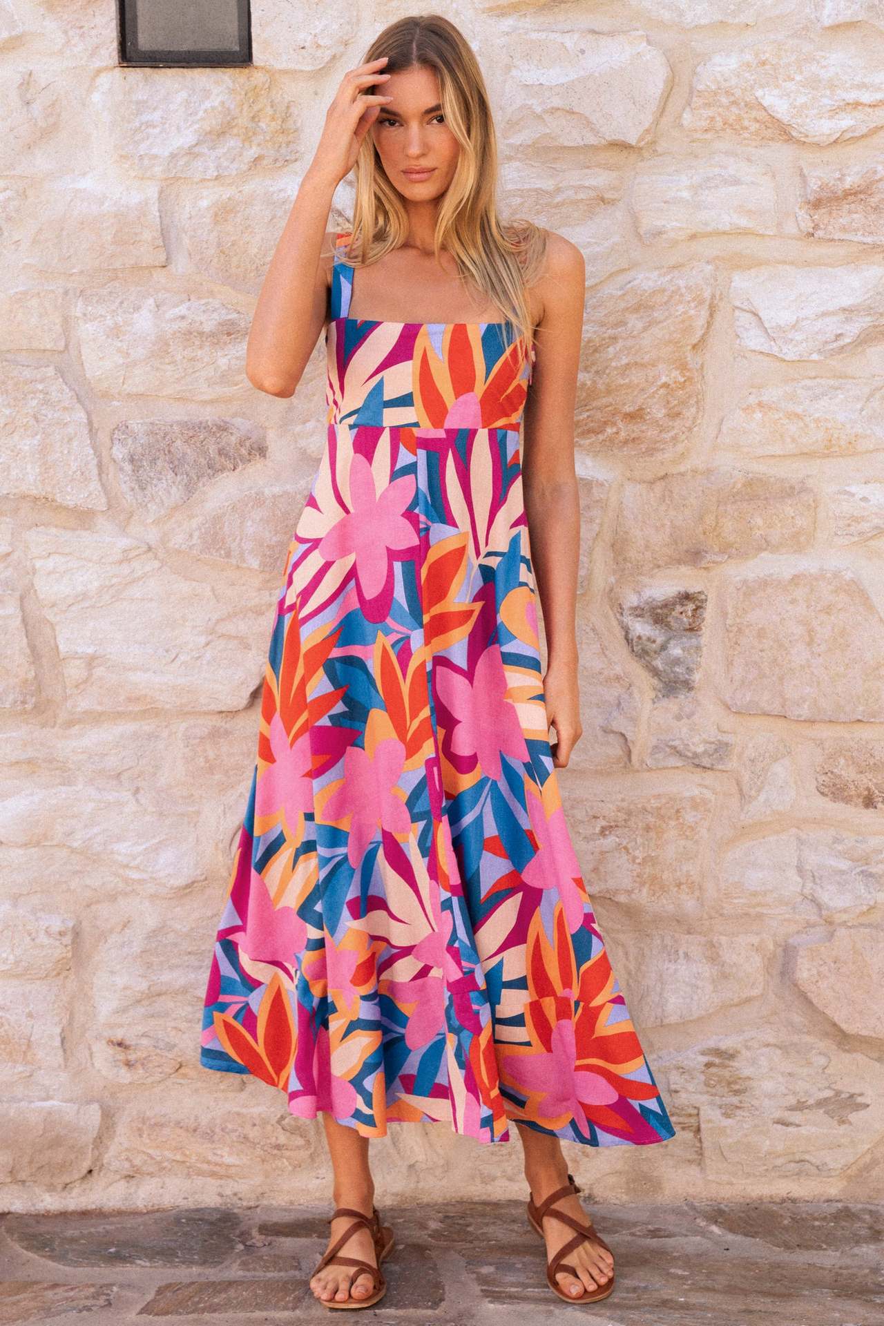 Damen Maxikleid im lShopnoryhaften floralen Design mit spielerischem Schnitt Shopnory