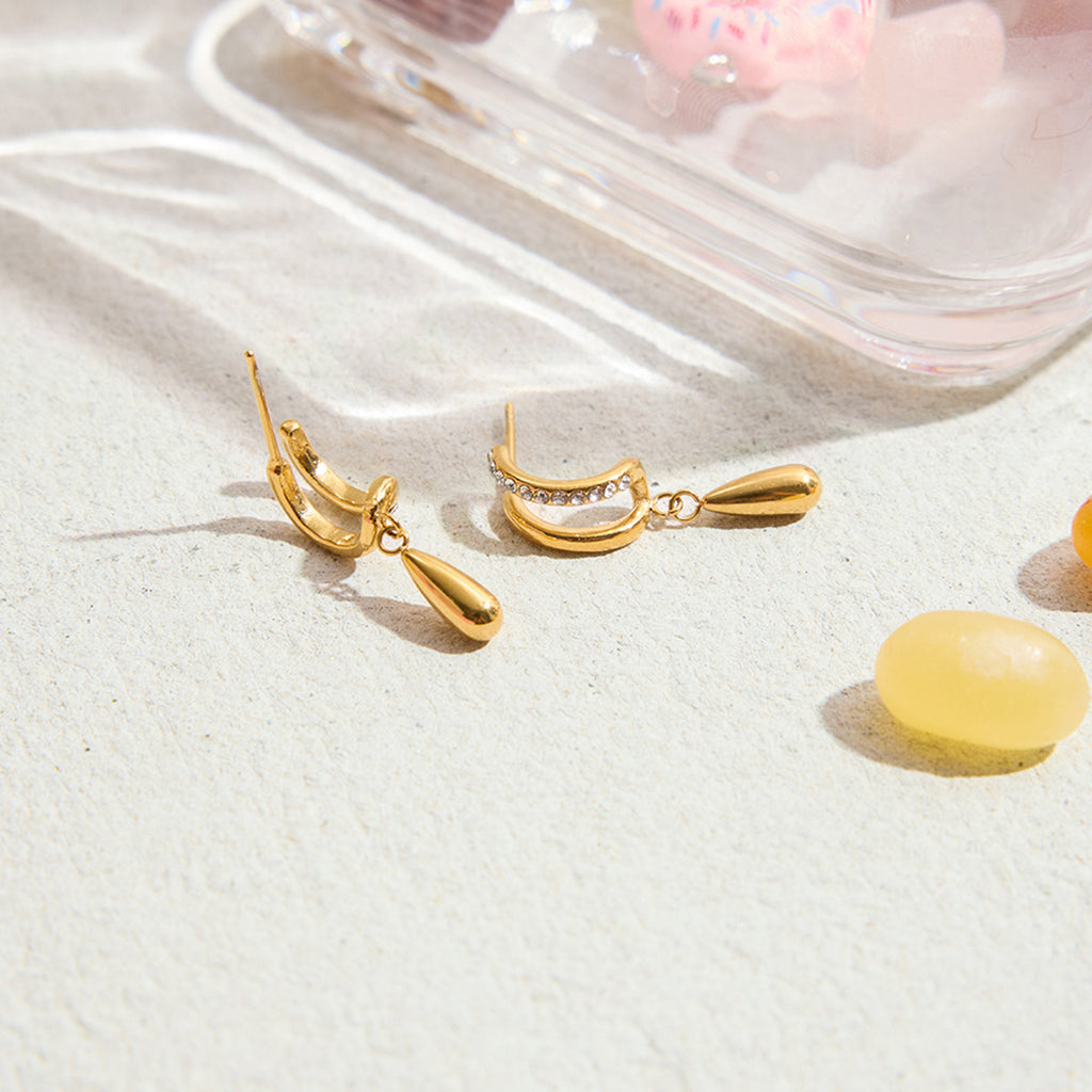 Damen Creolen mit funkelnden Kristallen und robustem Edelstahl Shop Nory