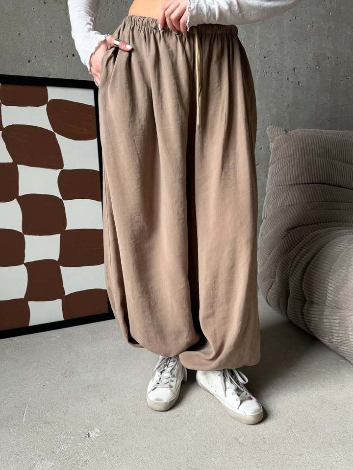 Damen weite Harem-Ballonhose mit hohem Elastikbund, Tunnelzug und lässiger Weite Shop Nory