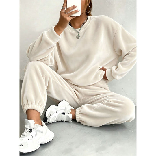 Damen Kuscheliges Velours-Lounge-Set mit Oversize-Sweatshirt und Joggerhose Shop Nory