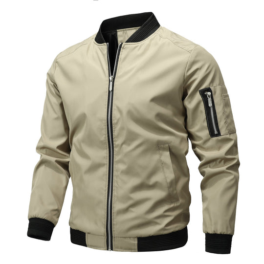 Leichte Bomberjacke mit Urbaner Kante