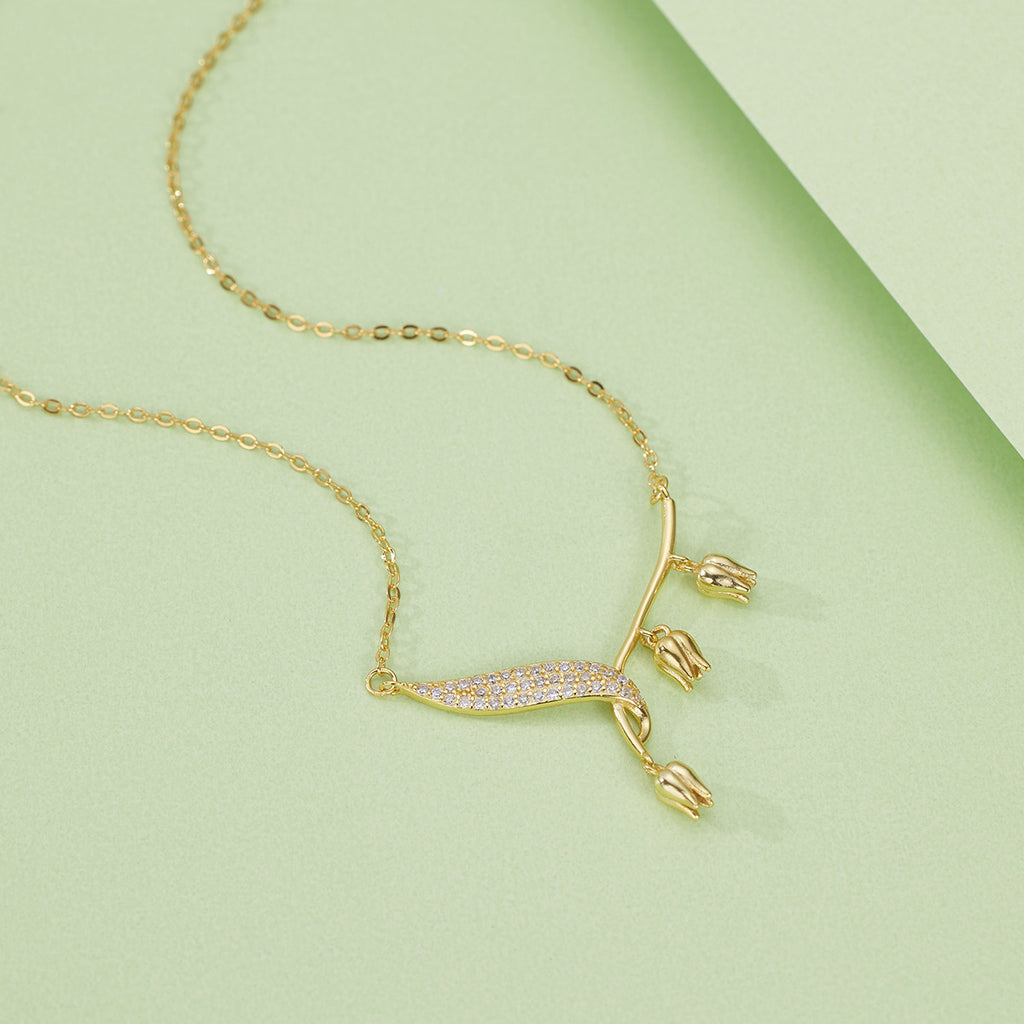 Damen elegante Halskette mit botanischem Design und funkelnden Zirkonia Shop Nory