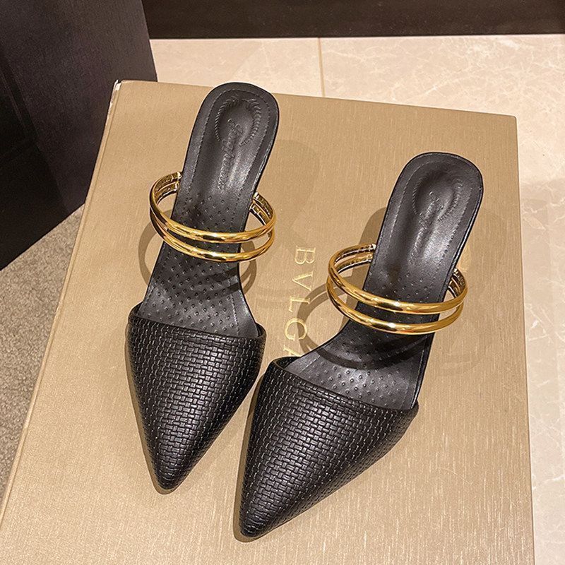 Damen stilvolle mules mit eleganten Goldakzenten Shopnory