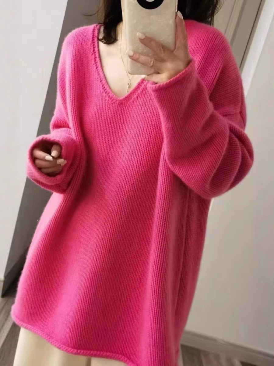 Damen Oversize V‑Ausschnitt Pullover im Mohair‑Look mit überschnittener Schulter und gerundetem Saum Shop Nory