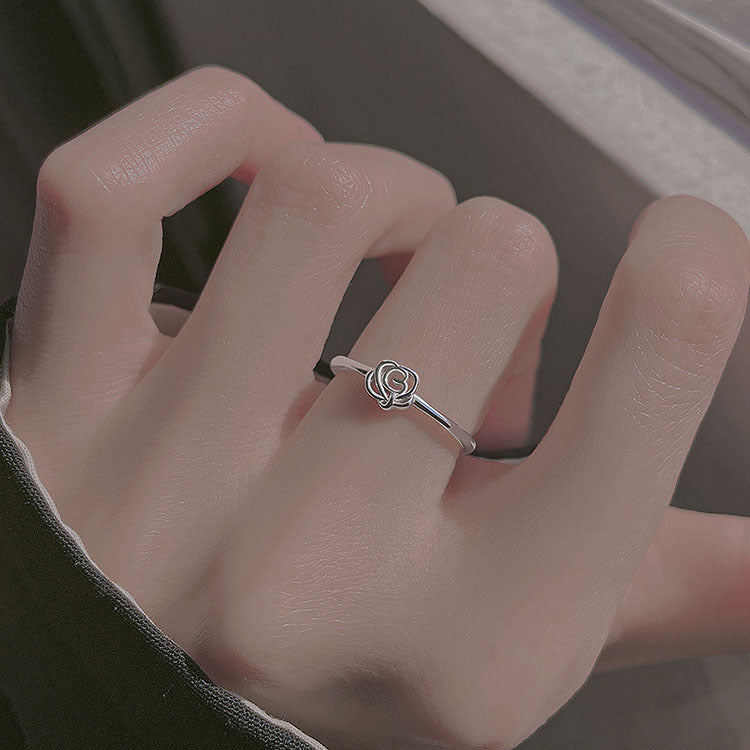 Damen filigraner Ring mit zartem Rosenmotiv Shop Nory