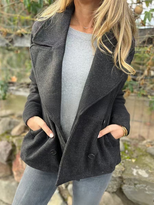 Damen Kurzer Wollmix-Mantel mit großem Schalkragen, doppelreihiger Knopfleiste und Eingrifftaschen Shop Nory