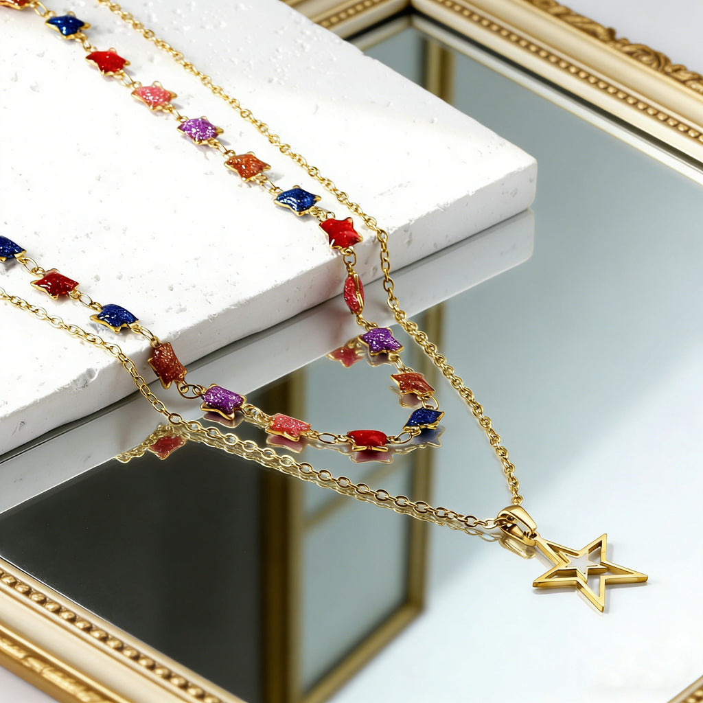 Damen Halskette mit funkelnden Sternanhängern und hochwertiger Goldbeschichtung Shop Nory