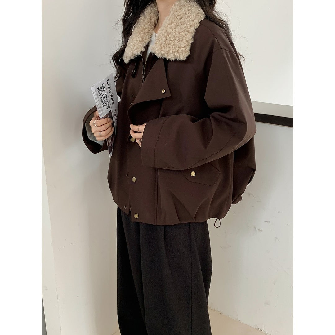 Damen Kurze Oversize-Bomberjacke mit Teddykragen und Druckknopfdetails Shop Nory