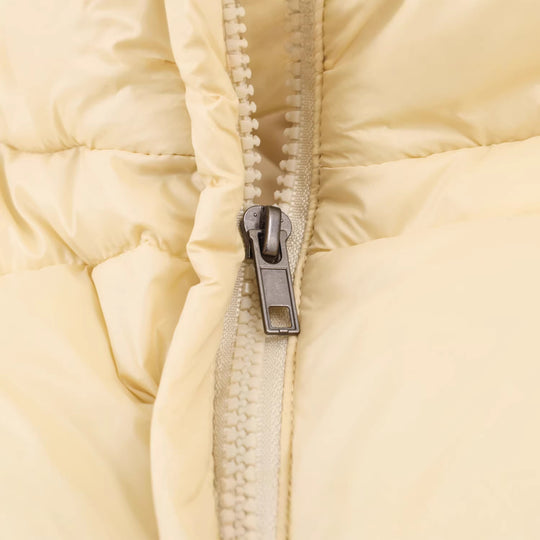 Damen Kurzsteppjacke im Carmen‑Look mit Tunnelzug‑Taillierung und voluminösen Ärmeln Shop Nory