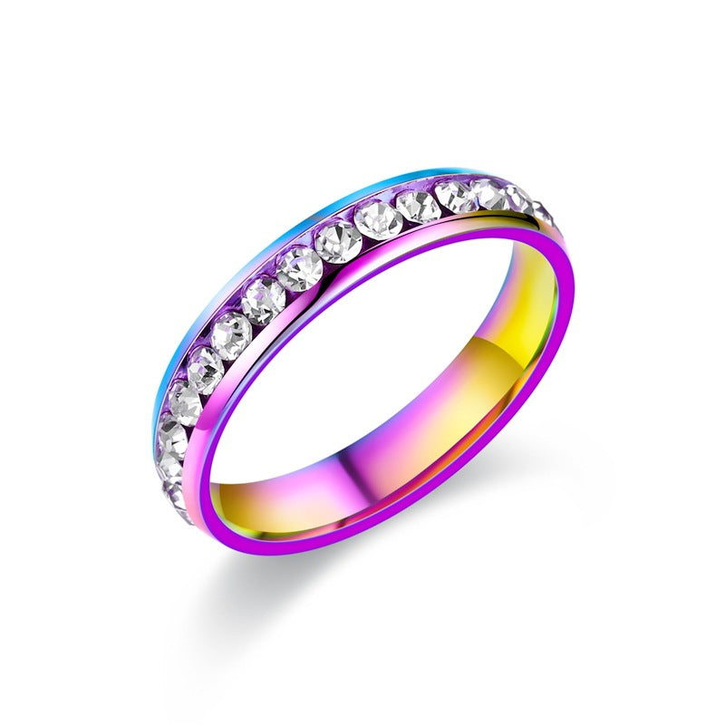 Damen Ring mit funkelndem Zirkonia-Besatz und eleganter Goldoberfläche Shop Nory