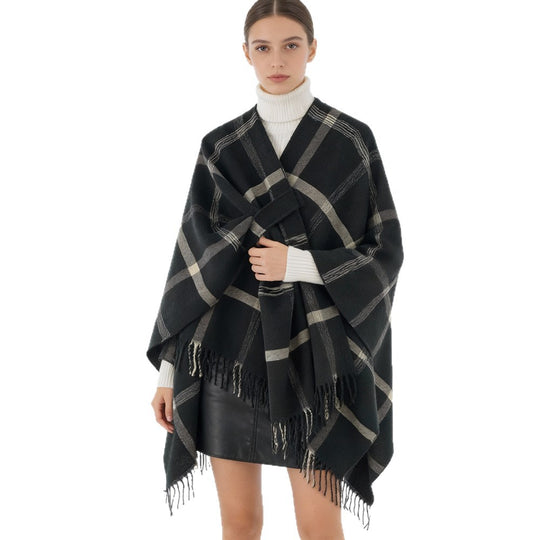 Damen Cape‑Poncho mit integriertem Bindegürtel, kastiger Oversize‑Silhouette und Fransensaum Shop Nory