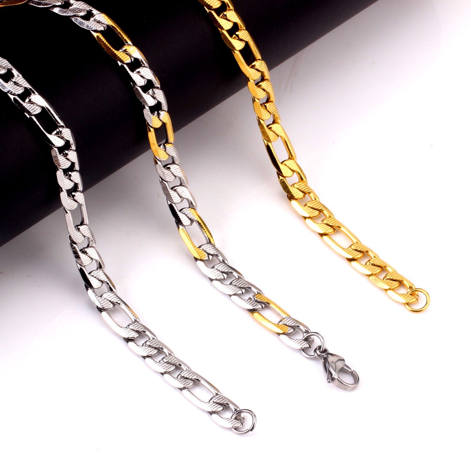 Damen Edelstahl Armband mit 18k goldplattierten Akzenten und verstellbarem Verschluss Shop Nory