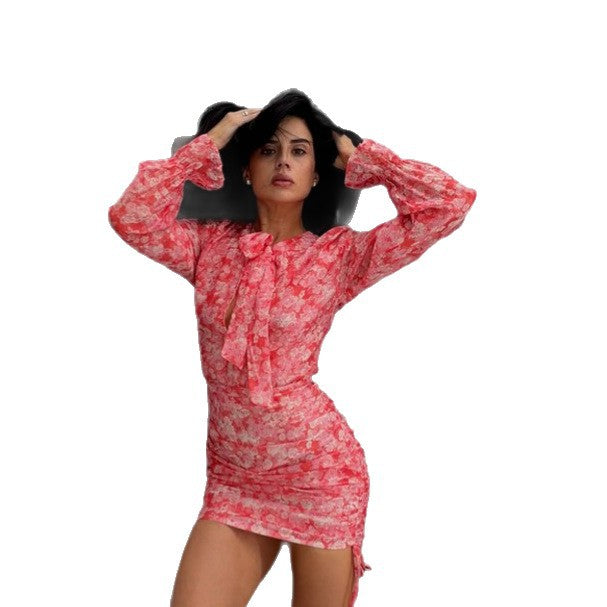 Damen Florales Chiffon Minikleid mit Schleifenkragen, transparenten Volumenärmeln und seitlicher Raffung Shop Nory