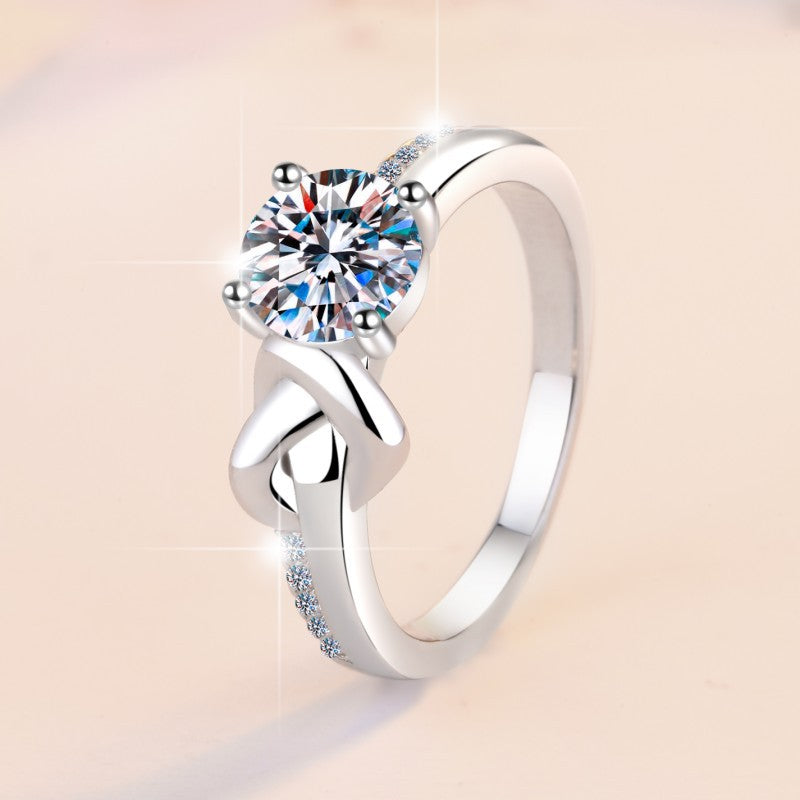 Damen Verlobungsring mit funkelndem Zirkonia und elegantem Design Shop Nory