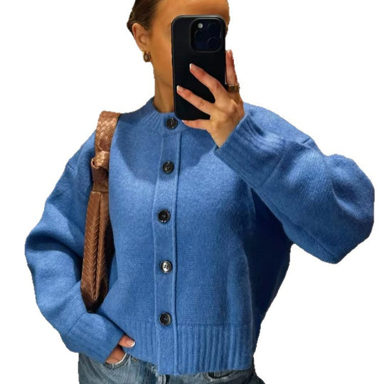 Damen Kurze Boxy-Strickjacke mit großer Knopfleiste, geripptem Saum & Volumenärmeln Shop Nory