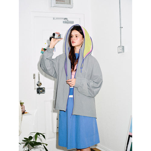 Unisex Leichter Ripstop-Kapuzenblouson im Boxy‑Schnitt mit kontrastierendem Reißverschluss und Tunnelzug Shop Nory