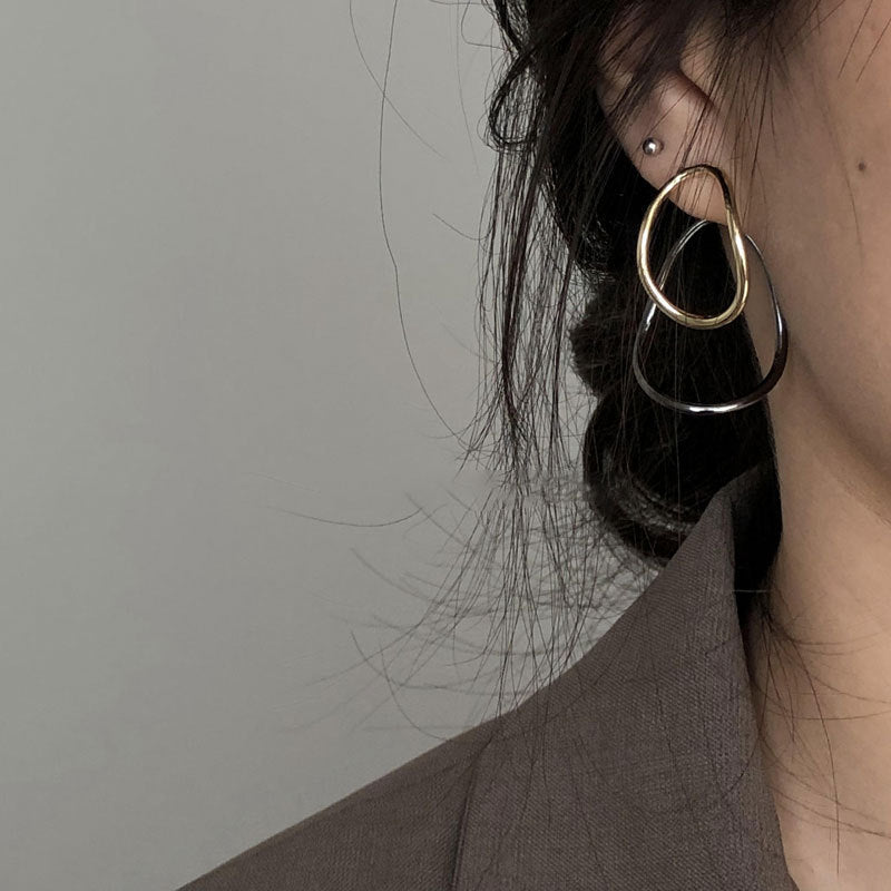 Damen Ohrringe mit modernem, organischem Design Shop Nory