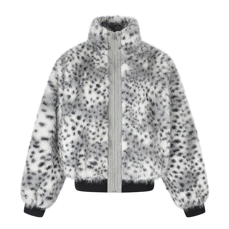 Damen Gekürzte Kunstfell‑Bomberjacke mit hohem Stehkragen, gepunktetem Leo‑Muster und geripptem Saum Shop Nory