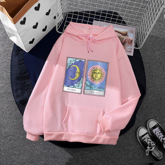Damen nan leichter Oversize Kapuzenpullover mit Herz‑EKG‑Motiv, langen Kordeln und elastischem Bund Shop Nory